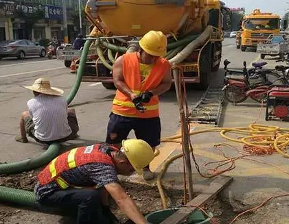 管道疏通全市低价、清掏化粪池下水道疏通提供菜池疏通、